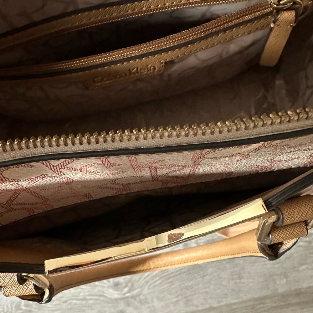 Calvin Klein Beige and Pink Satchel - Picture 5 of 10